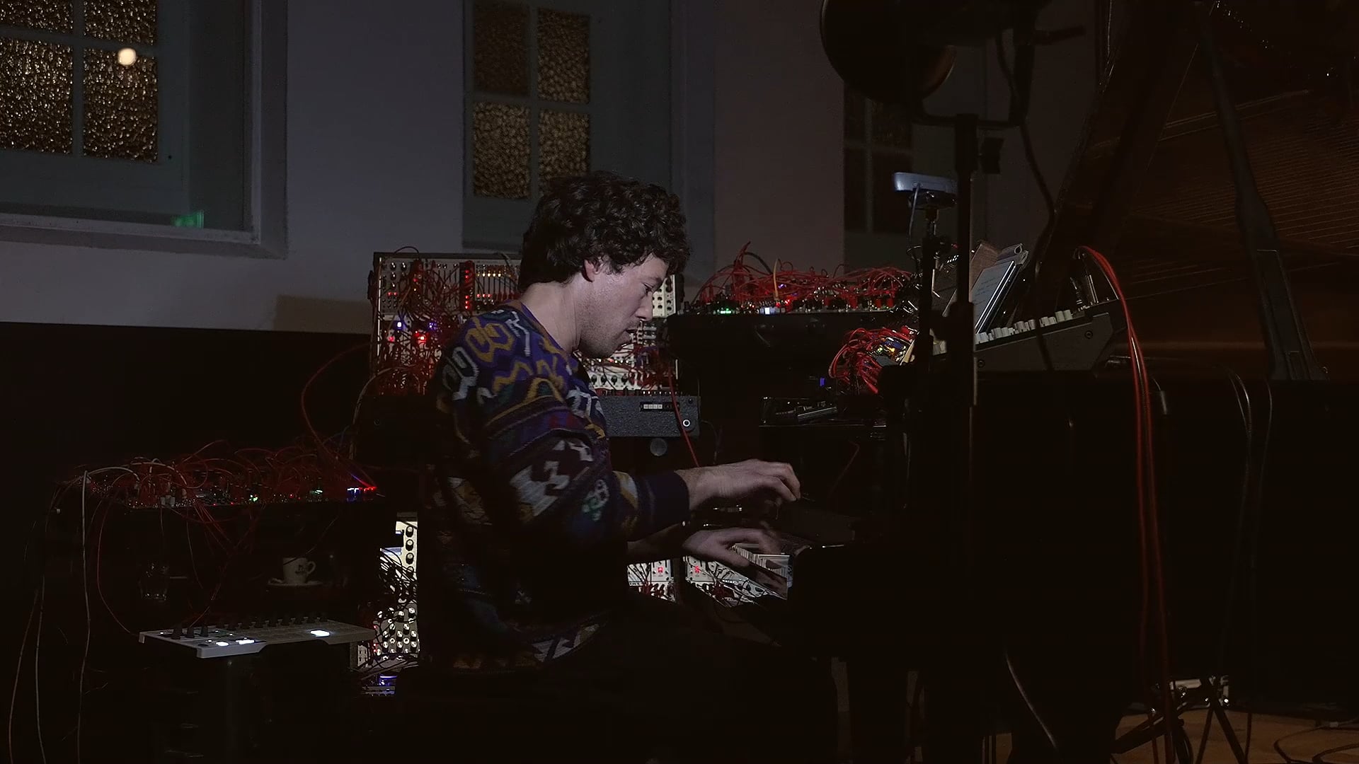 Vier keer nieuw_01_Tony-Roe_Pianospelen met Cor thumbnail