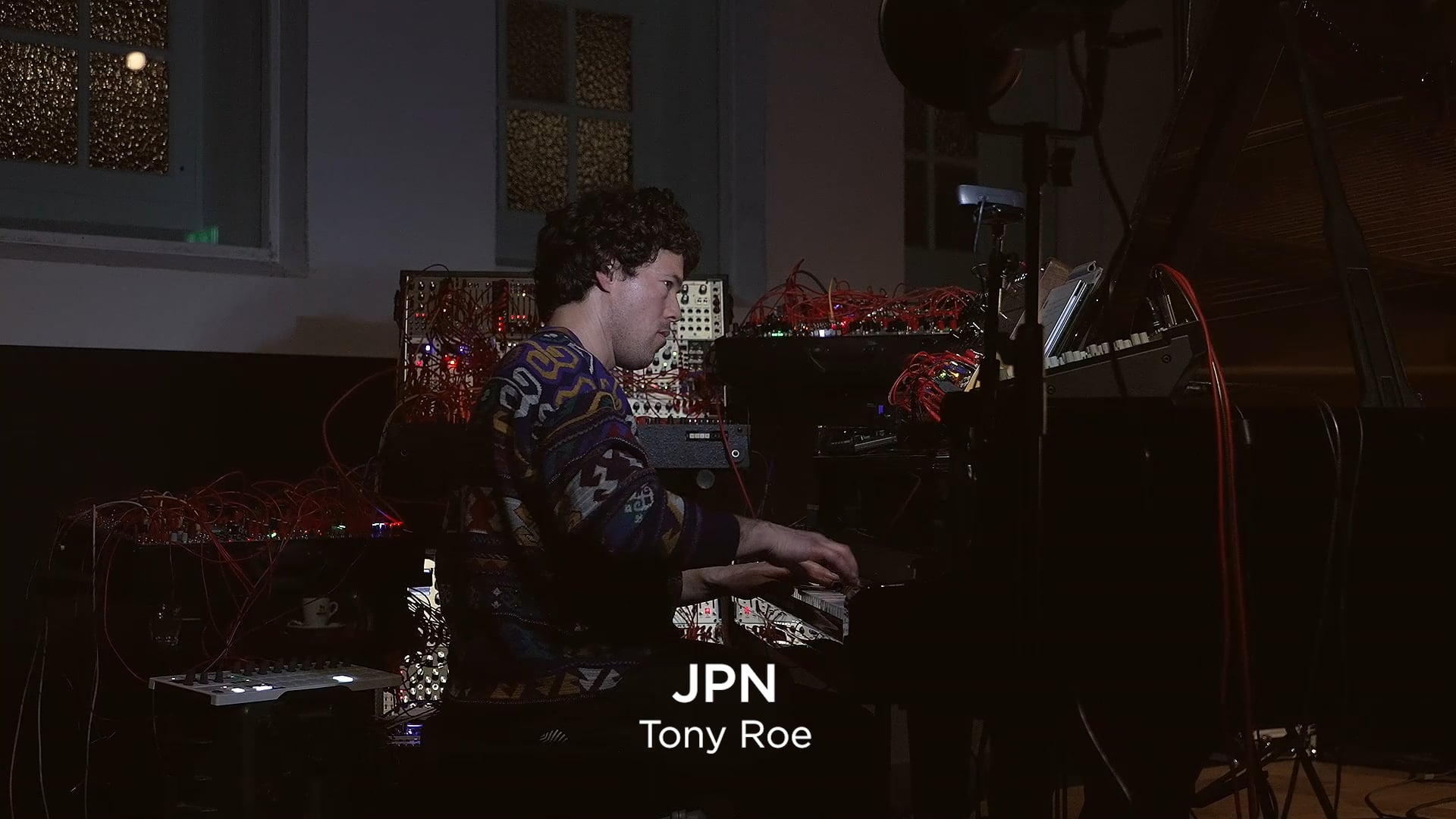 Vier keer nieuw_01_Tony-Roe_JPN thumbnail